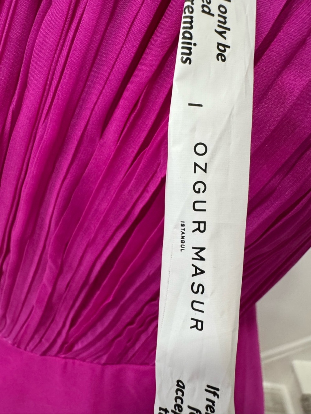 Ozgur Masur One-Shoulder Chiffon Cut-Out Gown In Fuchsia - Picture 6 of 8